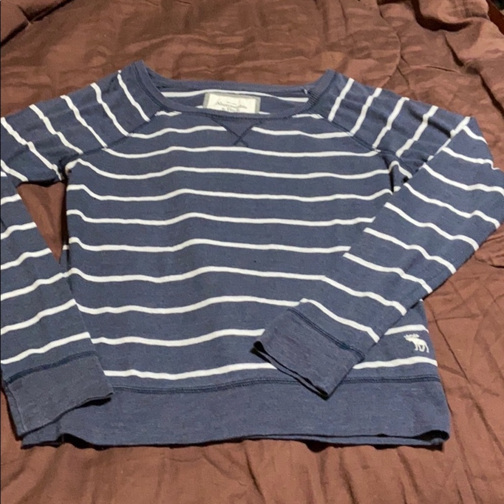 Abercrombie & Fitch Brand Pullover. EUC!